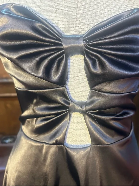 NWOT SIZE L Altar'd State Black Strapless Bow Cutout Skater Dress - Picture 3 of 11